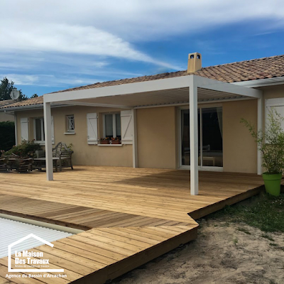 La Maison Des Travaux
